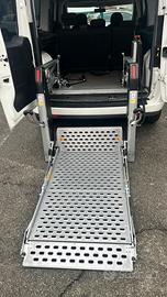 Sollevatore per persone disabili