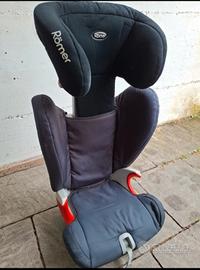 seggiolino bamibini per auto
