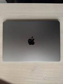 MacBook Air da 13,6" | Colorazione Grigio Siderale