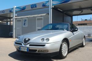 Alfa Romeo Spider 916 2.0 Twin Spark