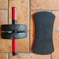 Rullo per addominali - attrezzo per workout a casa
