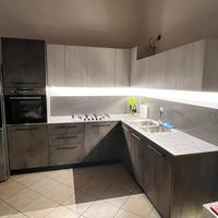 Cucina ed elettrodomestici CANDY, Tavolo