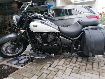 Kawasaki VN 900