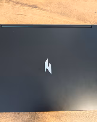 Notebook Acer Nitro 16" RTX4060 Ryzen 7 8845HS