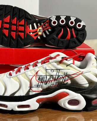 Nike air max plus Graphic paper