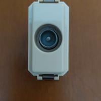 Vimar serie 8000 presa tv