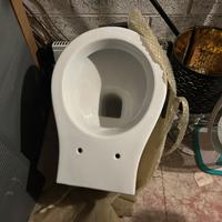 Wc, copri wc e bidet filo muro