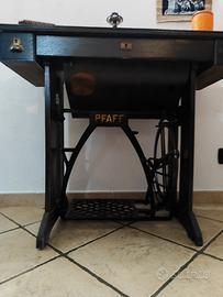 Mobile per macchina da cucire retro vintage