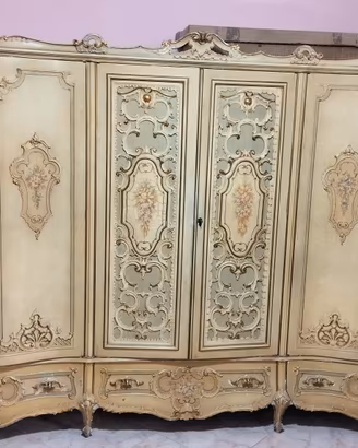 Camera da letto in stile veneziano a Lecce