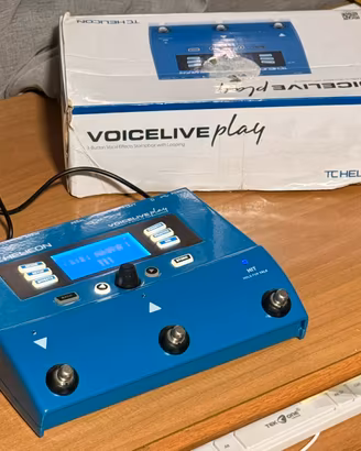 Pedaliera TC HELICON VoiceLive Play