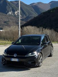 volkswagen Golf 7.5 1.6 R-Line dsg