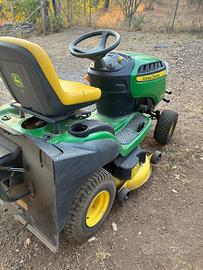 Trattorino john deere