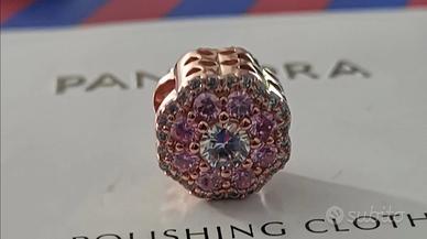 PANDORA 787851NPM Charm Fiore Rosa Scintillante