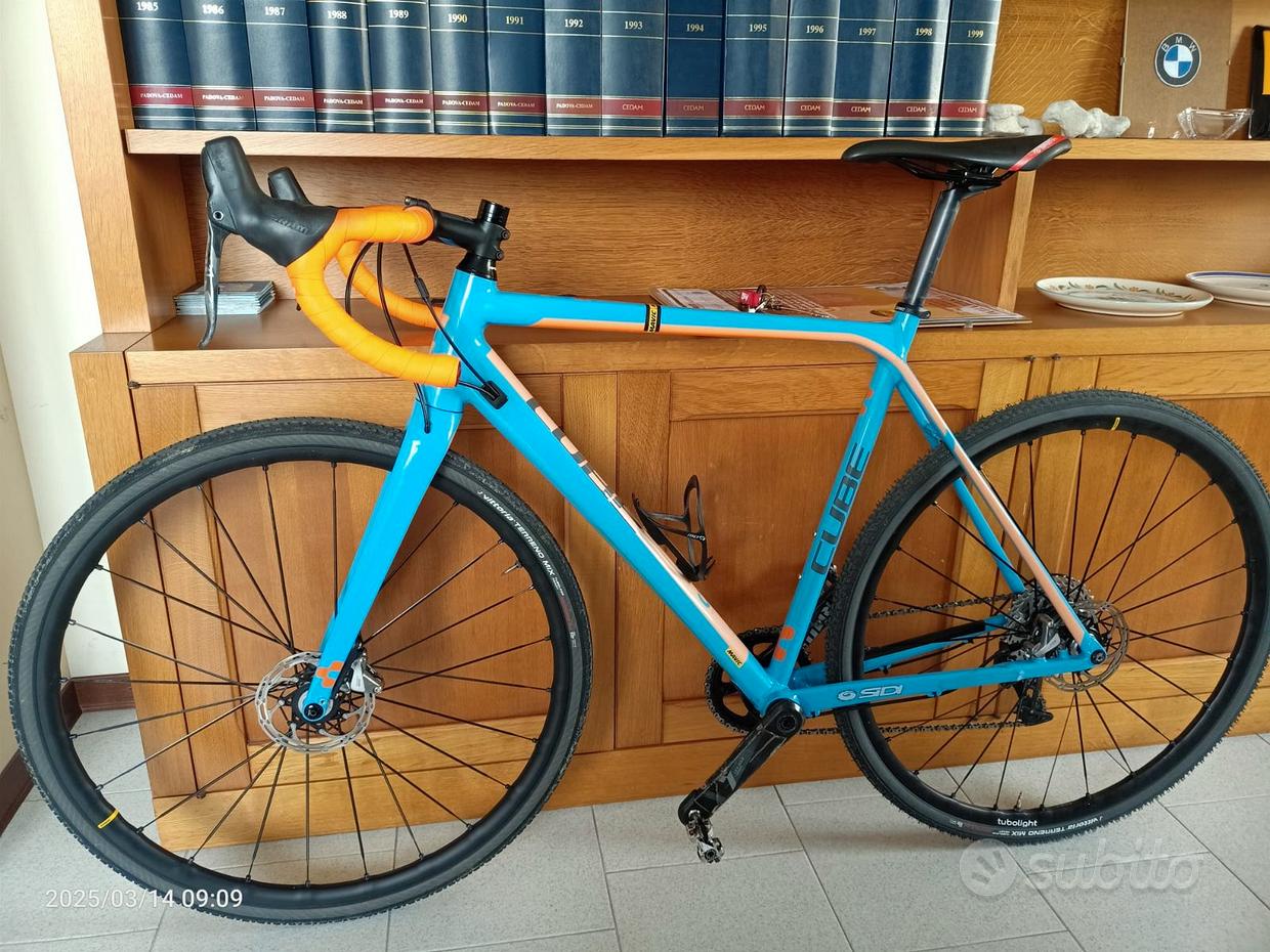 Cube ciclocross Fantastiche offerte di Biciclette