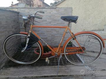 Bicicletta da 28 anni 70 con freni a bacchetta 