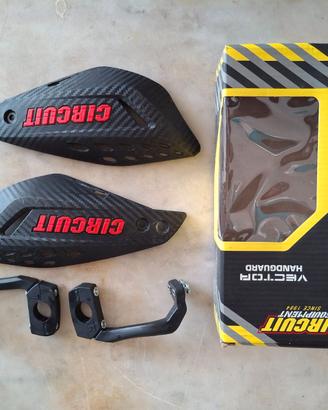 CIRCUIT Paramani Carbon mod. Vector scritta rossa
