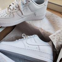 Nike Air Force 1 07  n.38.5