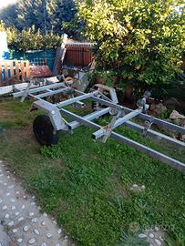 Carrello porta imbarcazioni