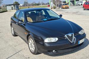 Alfa Romeo 156