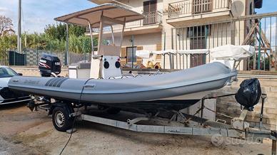 Lomac 600 Club Fishing - Suzuki DF150 - Rimorchio