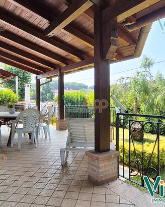 Villa con Giardino 5/6 posti letto