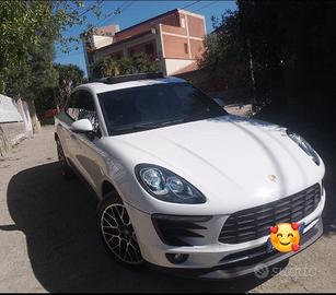 Porsche macan s