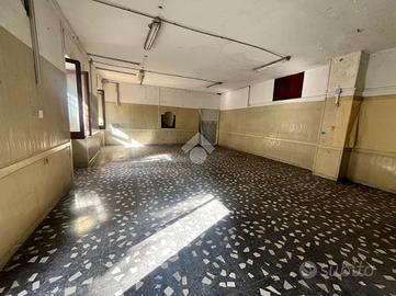 DEPOSITO A MELITO DI NAPOLI