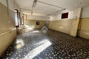 DEPOSITO A MELITO DI NAPOLI