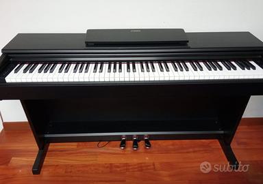 Pianoforte YAMAHA YDP-144 Arius Black