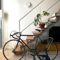 Bicicletta da corsa vintage adattata a città