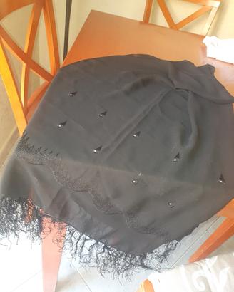 Elegante scialle nero 
