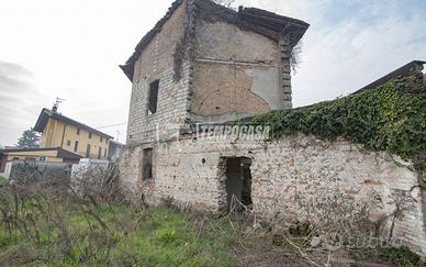 RUSTICO DI 104 MQ A BRIGNANO GERA D'ADDA