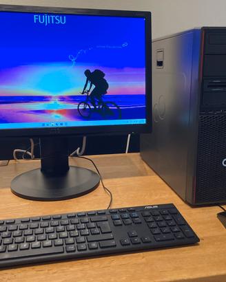 Computer Fujitsu Windows 11 Pro