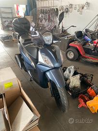 Scooter 125 Sym Symphony ST, motore nuovo