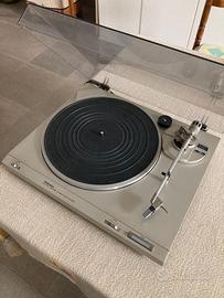 Giradischi Technics SL-B210