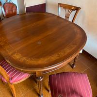 Tavolo in arte Fiorentina con sedie