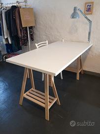 Tavolo Ikea con cavalletti