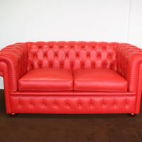 Divano Chesterfield 2 posti rosso – 165 cm – Nuovo