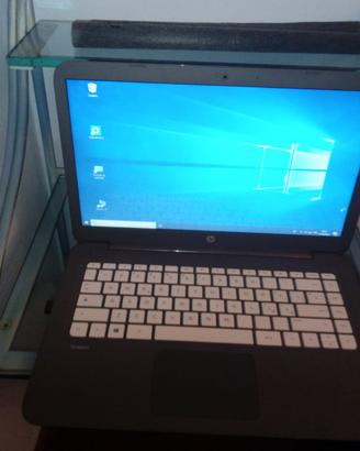 PC  PORTATILE HP+ MOUSE  + STAMPANTE HP+BORSA