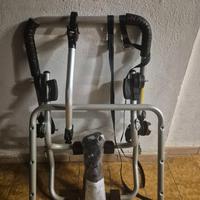 Portabici posteriore con  barre per 3 biciclette.