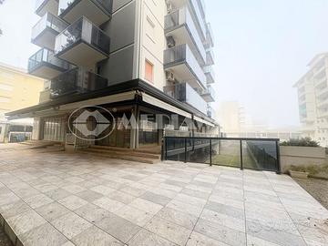 Oltre 3 vetrine a San Michele al Tagliamento