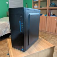 PC desktop completo per uso ufficio e casa