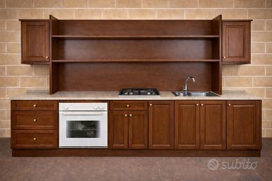 Cucina componibile con piano in marmo