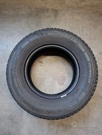 Gomme Michelin Agilis Camping 225/70 R15 CP M+S