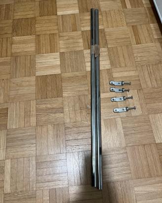 Asta in metallo appendiabiti armadio