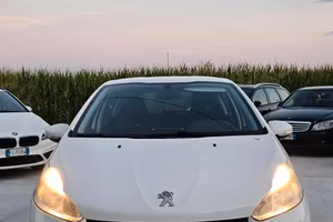 Peugeot 208 1.2 VTi 82 CV 5 porte Active