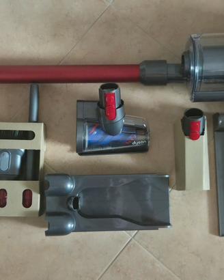 Dyson V 11 FLUFFY aspirapolvere senza fili 