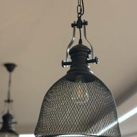 LAMPADARIO MAI USATO