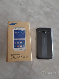 Smartphone Samsung Ace4
