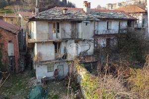 RUSTICO A LANZO TORINESE